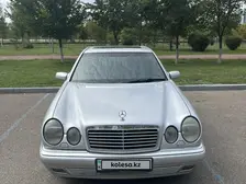 Mercedes-Benz E-Class, 1995