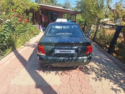 Audi A4 1995 года за 900 000 тг. в Алматы – фото 3