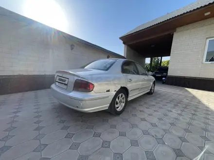 Hyundai Sonata 2002 года за 1 650 000 тг. в Шымкент – фото 5