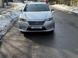 Lexus ES 300h 2014 годаүшін11 700 000 тг. в Алматы