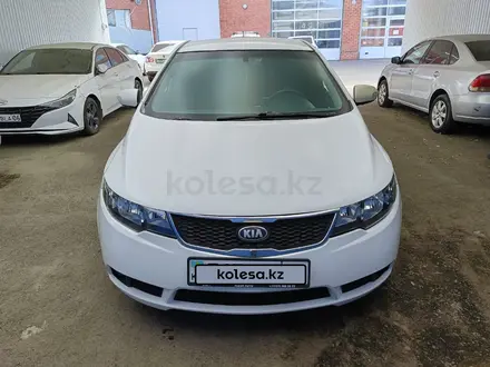 Kia Cerato 2010 года за 2 935 950 тг. в Актобе – фото 2