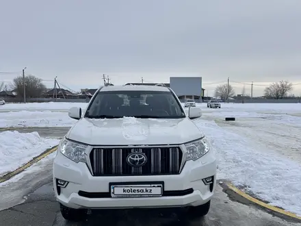 Toyota Land Cruiser Prado 2022 года за 23 400 000 тг. в Уральск – фото 2