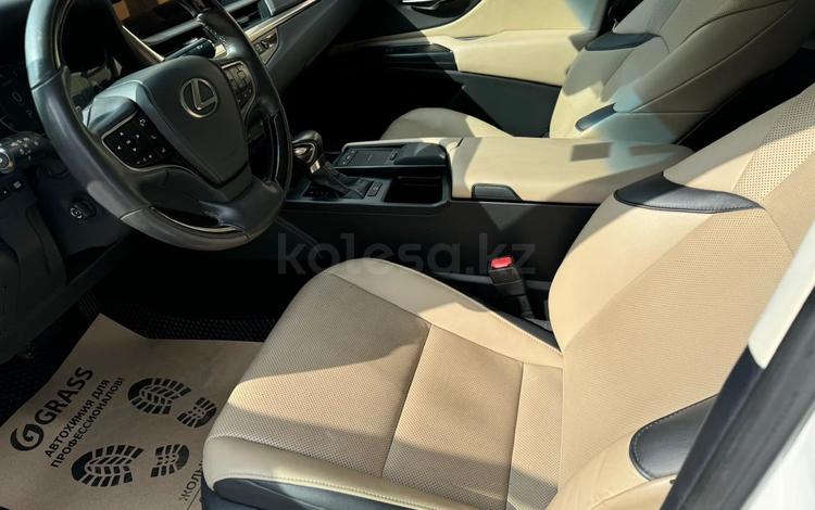 Lexus ES 350 — миниатюра 4