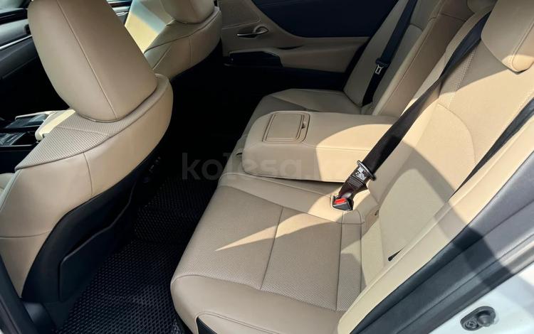 Lexus ES 350 — миниатюра 5