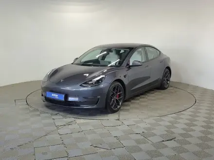 Tesla Model 3 2021 года за 10 990 000 тг. в Алматы