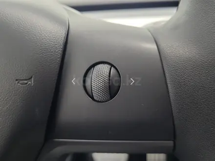 Tesla Model 3 2021 года за 10 990 000 тг. в Алматы – фото 18