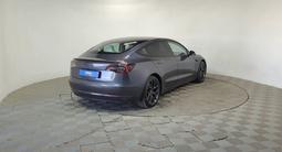 Tesla Model 3 2021 года за 10 990 000 тг. в Алматы – фото 5