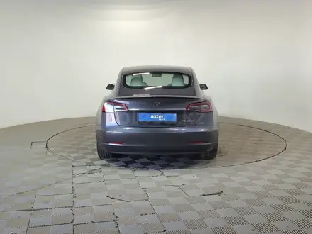 Tesla Model 3 2021 года за 10 990 000 тг. в Алматы – фото 6