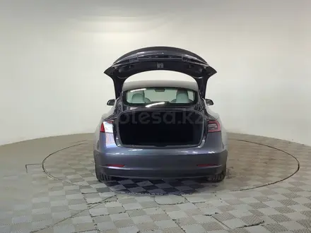 Tesla Model 3 2021 года за 10 990 000 тг. в Алматы – фото 9