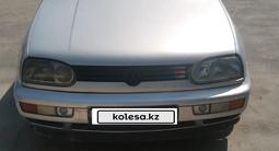 Volkswagen Golf 1994 года за 1 700 000 тг. в Алматы