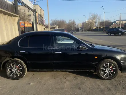 Nissan Maxima 1998 года за 2 500 000 тг. в Семей – фото 4