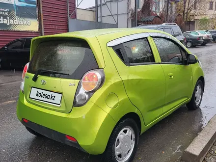 Chevrolet Spark 2010 года за 2 750 000 тг. в Шымкент – фото 6