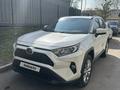 Toyota RAV4 2021 года за 15 500 000 тг. в Алматы