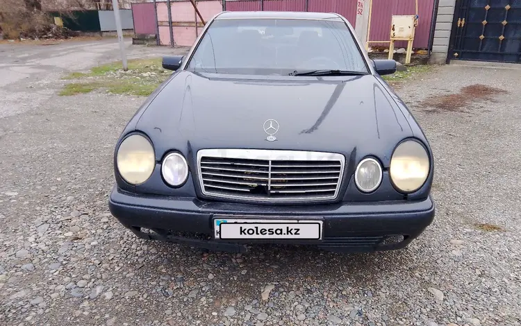 Mercedes-Benz E 230 1995 годаүшін1 800 000 тг. в Талдыкорган