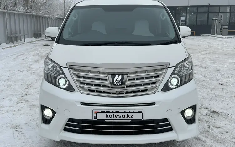 Toyota Alphard 2013 годаүшін8 300 000 тг. в Уральск