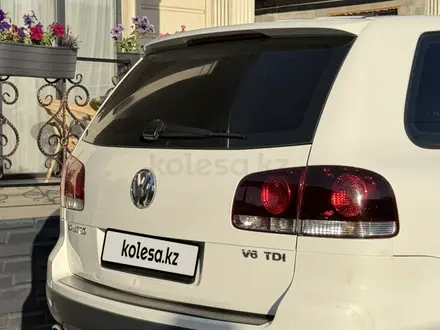 Volkswagen Touareg 2008 года за 5 500 000 тг. в Алматы – фото 11