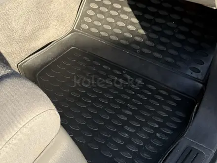 Volkswagen Touareg 2008 года за 5 500 000 тг. в Алматы – фото 15