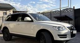 Volkswagen Touareg 2008 годаүшін5 500 000 тг. в Алматы – фото 3