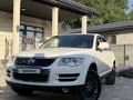 Volkswagen Touareg 2008 года за 5 500 000 тг. в Алматы