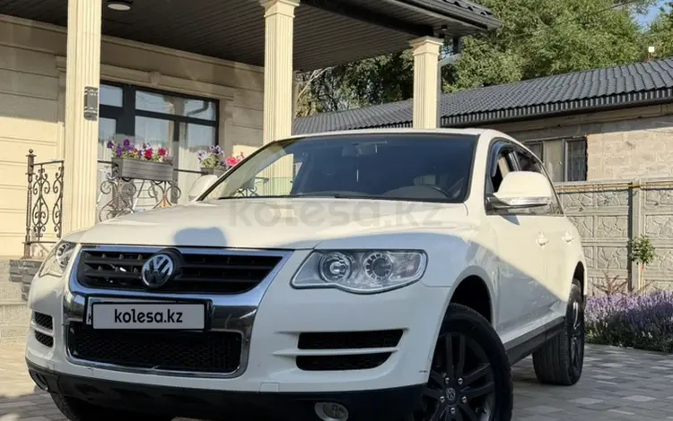 Volkswagen Touareg 2008 года за 5 500 000 тг. в Алматы