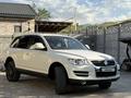 Volkswagen Touareg 2008 года за 5 500 000 тг. в Алматы – фото 4