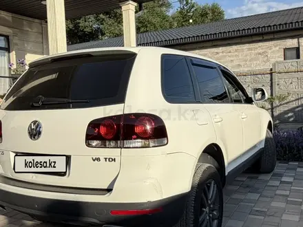 Volkswagen Touareg 2008 года за 5 500 000 тг. в Алматы – фото 6