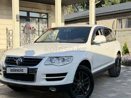 Volkswagen Touareg 2008 года за 5 500 000 тг. в Алматы – фото 5