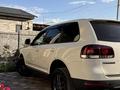 Volkswagen Touareg 2008 года за 5 500 000 тг. в Алматы – фото 9