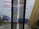 Ветровик задний левый Toyota Alphard за 8 000 тг. в Алматы – фото 2