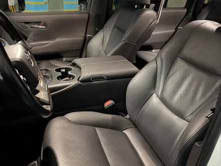 Toyota Land Cruiser 2021 года за 50 000 000 тг. в Алматы – фото 8