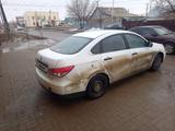 Nissan Almera 2018 года за 2 000 000 тг. в Уральск – фото 2