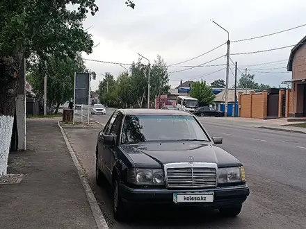 Mercedes-Benz E 200 1992 года за 1 000 000 тг. в Павлодар – фото 13