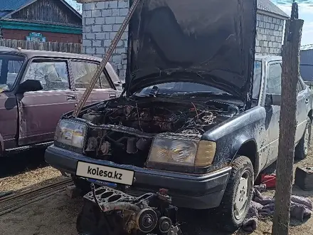 Mercedes-Benz E 200 1992 года за 1 000 000 тг. в Павлодар – фото 16