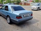 Mercedes-Benz E 200 1994 года за 1 850 000 тг. в Алматы – фото 2