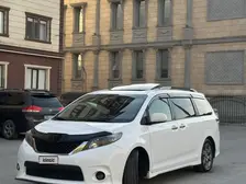 Toyota Sienna, 2014