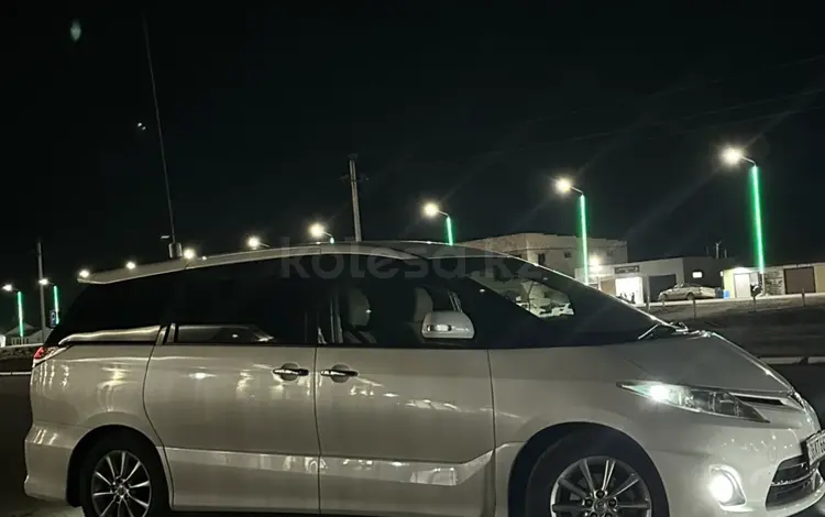 Toyota Estima 2010 года за 4 850 000 тг. в Атырау