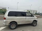 Mitsubishi Delica 1996 годаfor1 600 000 тг. в Алматы – фото 2