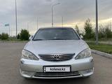 Toyota Camry 2005 годаүшін7 500 000 тг. в Семей – фото 3