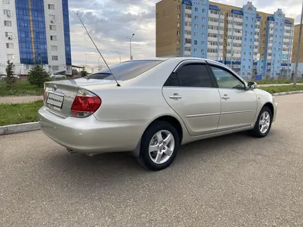 Toyota Camry 2005 года за 7 500 000 тг. в Семей – фото 16