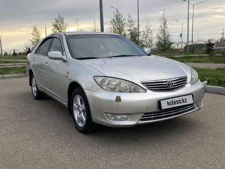 Toyota Camry 2005 года за 7 500 000 тг. в Семей – фото 18