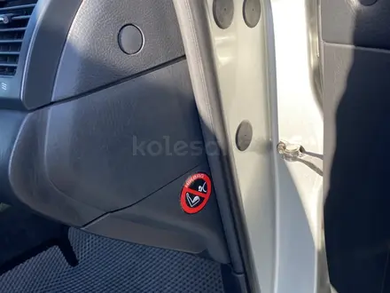 Toyota Camry 2005 года за 7 500 000 тг. в Семей – фото 37