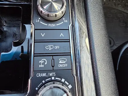 Toyota Land Cruiser 2019 года за 40 000 000 тг. в Караганда – фото 30
