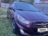 Hyundai Solaris 2013 года за 4 300 000 тг. в Актобе – фото 4