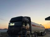 Авто 2004 года за 30 000 000 тг. в Актау