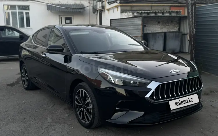JAC J7 2023 года за 5 900 000 тг. в Костанай