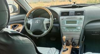 Toyota Camry 2007 года за 6 100 000 тг. в Атырау