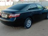 Toyota Camry 2007 года за 6 100 000 тг. в Атырау – фото 4