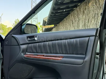 Toyota Camry 2004 года за 7 300 000 тг. в Алматы – фото 31