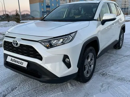 Toyota RAV4 2022 года за 16 000 000 тг. в Семей – фото 5