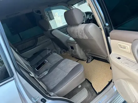 Toyota Land Cruiser 2001 года за 7 700 000 тг. в Актобе – фото 6